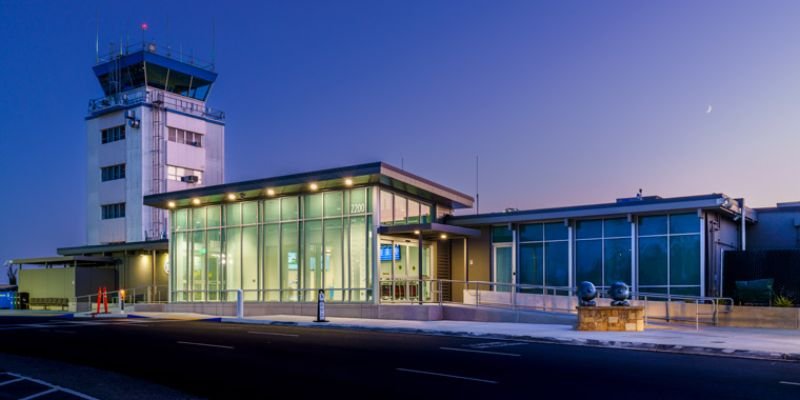 Charles M Schulz Sonoma County Airport