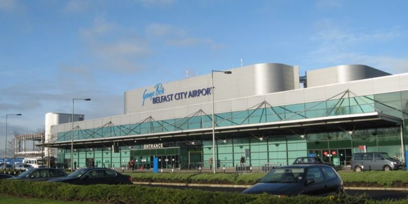 EasyJet Airlines George Best Belfast City Airport Office